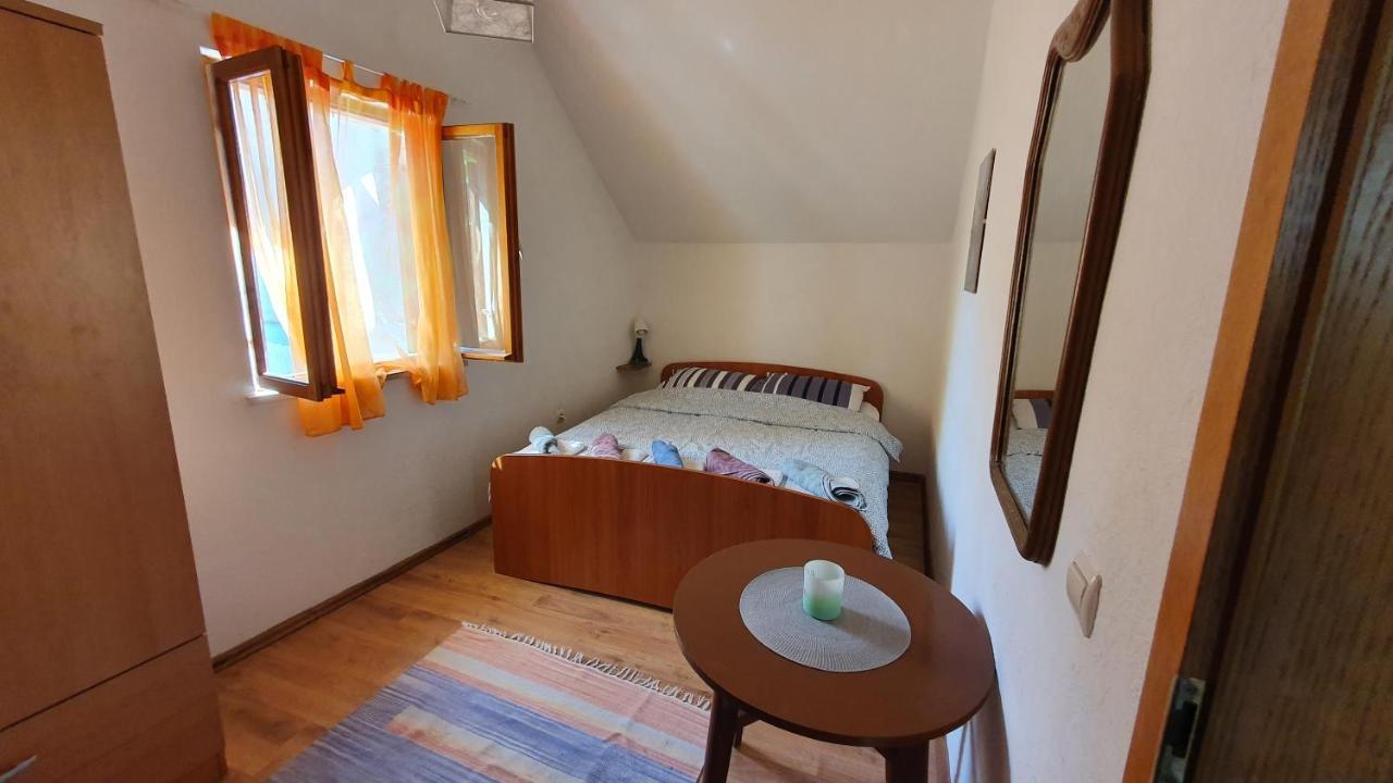 Holiday Home Jere Postira Eksteriør billede
